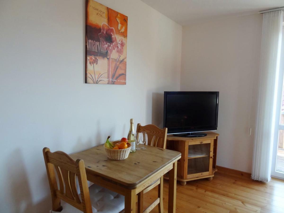 Ferienwohnungen Hass - Haus 1 Fehmarn Esterno foto